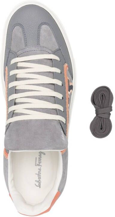 Ferragamo Low-top sneakers Grijs