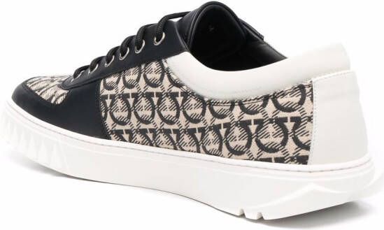 Ferragamo Low-top sneakers Zwart