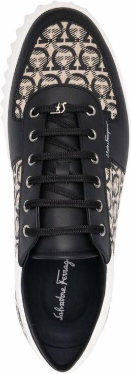 Ferragamo Low-top sneakers Zwart