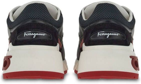 Ferragamo Low-top sneakers Zwart