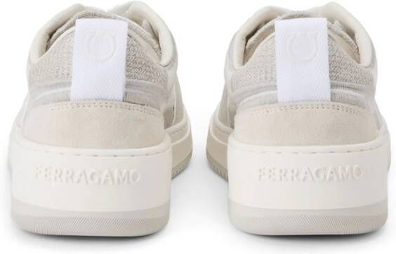 Ferragamo Sneakers met mesh vlak Wit