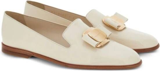 Ferragamo New Vara leren loafers Wit