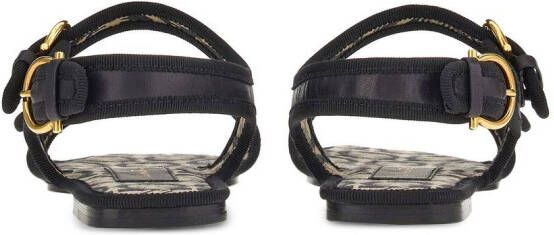 Ferragamo Nomadic Stories sandalen Zwart