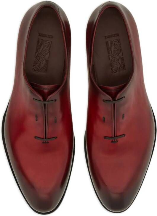 Ferragamo Oxford schoenen met ronde neus Rood
