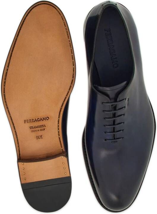 Ferragamo Oxford schoenen van lakleer Blauw