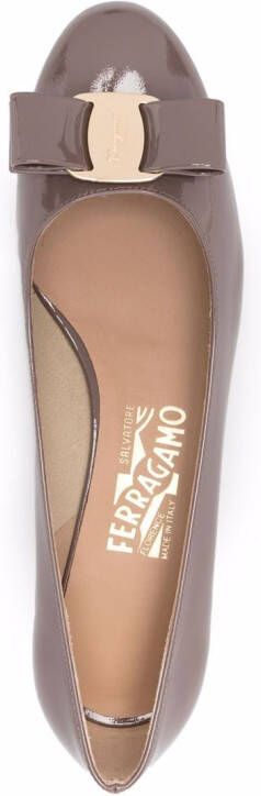 Ferragamo Pumps met blokhak Bruin