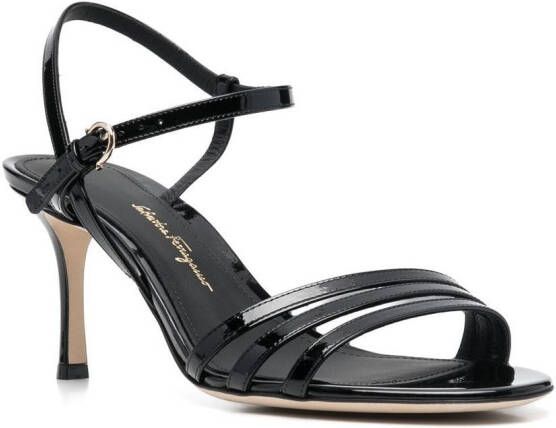 Ferragamo Pumps met gespsluiting Zwart