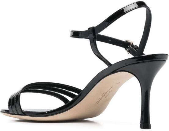 Ferragamo Pumps met gespsluiting Zwart