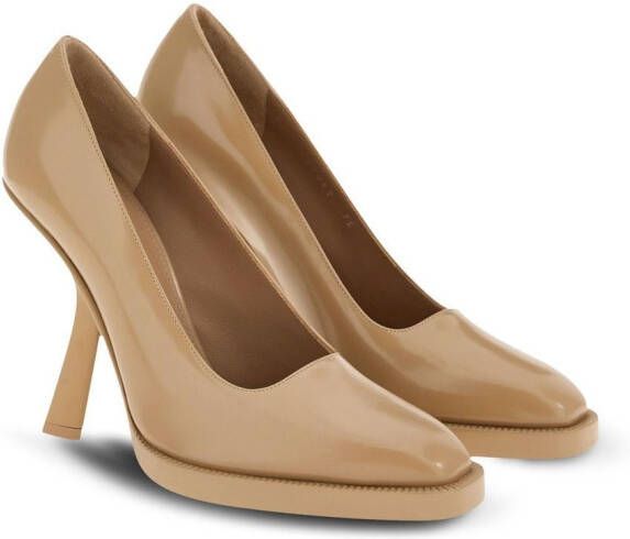 Ferragamo Pumps met hoge hak Beige