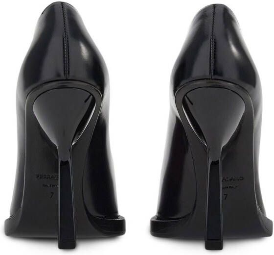 Ferragamo Pumps met hoge hak Zwart