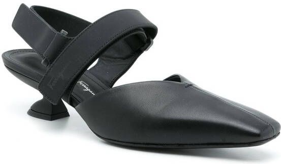 Ferragamo Pumps met vierkante neus Zwart