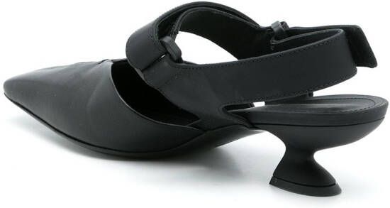 Ferragamo Pumps met vierkante neus Zwart