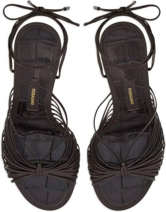 Ferragamo Sandalen met kooihak Bruin