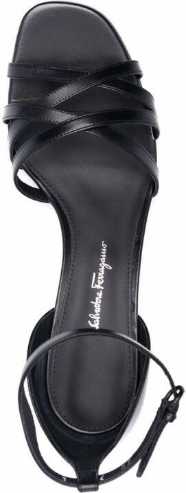 Ferragamo Sandalen met open neus Zwart