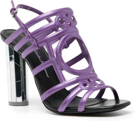 Ferragamo Sandalen met spiegelende hak Paars