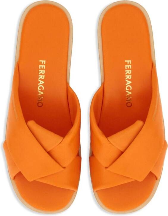 Ferragamo Slippers met geknoopt detail Oranje