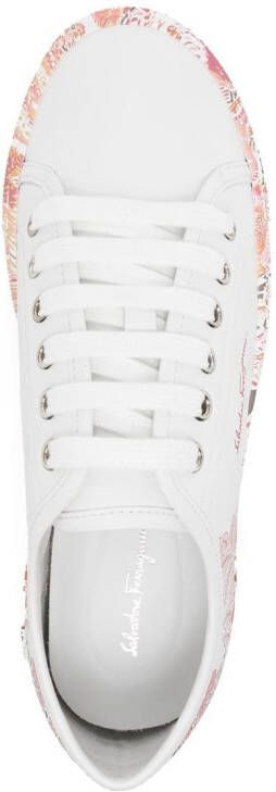 Ferragamo Sneakers met bloemenprint Wit