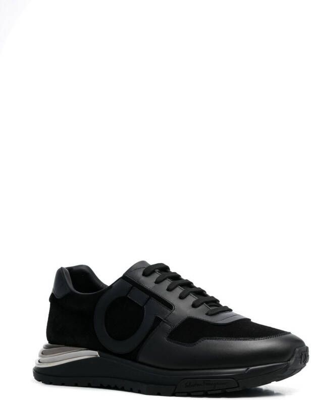 Ferragamo Sneakers met Gancini patch Zwart