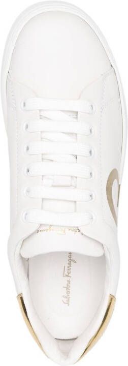 Ferragamo Sneakers met logoprint Wit