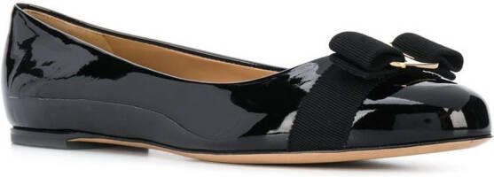 Ferragamo Vara ballerina's met strik Zwart