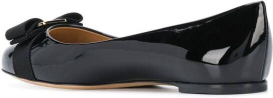 Ferragamo Vara ballerina's met strik Zwart