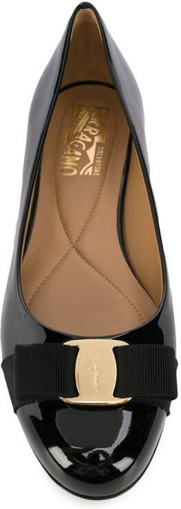 Ferragamo Vara ballerina's met strik Zwart