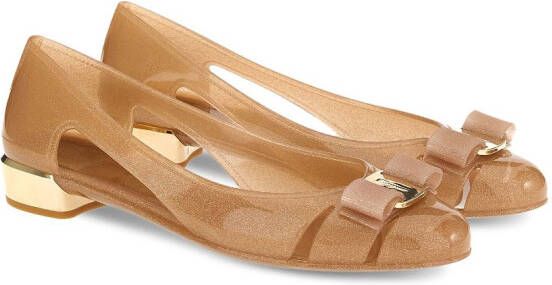 Ferragamo Vara ballerina's met strikdetail Beige