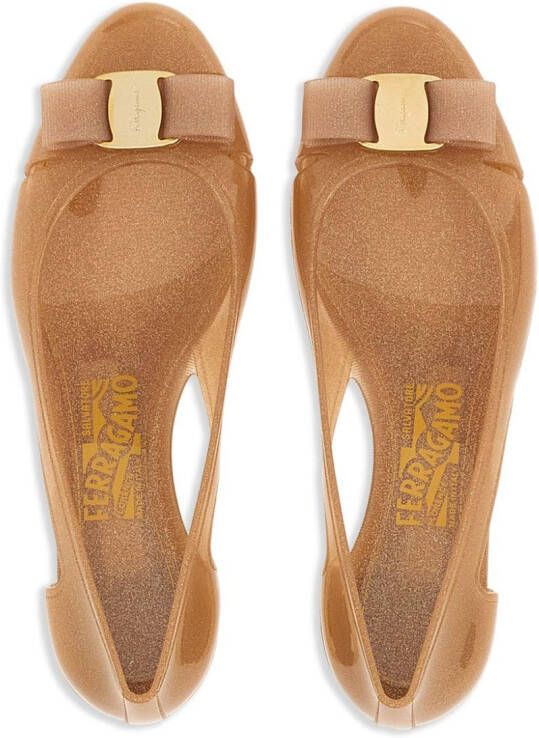 Ferragamo Vara Bow 30mm jelly pumps Beige