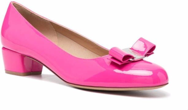 Ferragamo Vara Bow lakleren pumps Roze