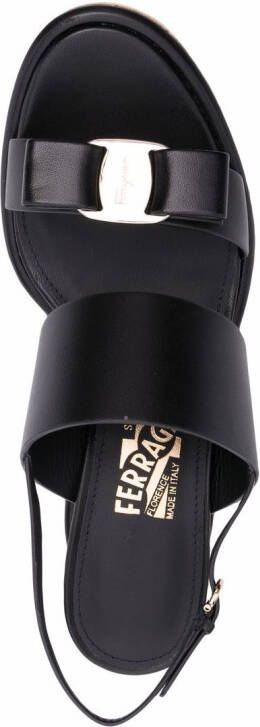 Ferragamo Vara Bow sandalen met sleehak Zwart