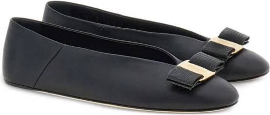 Ferragamo Vara leren ballerina's Zwart