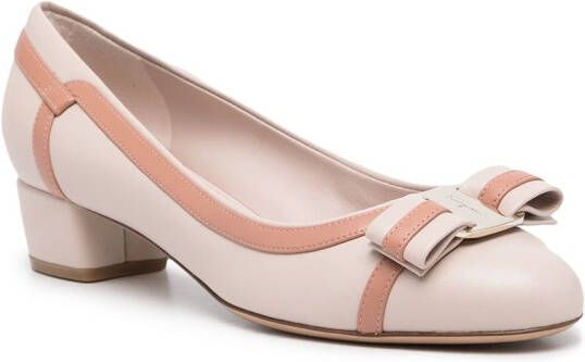 Ferragamo Vara leren pumps Roze