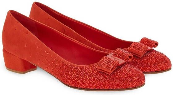 Ferragamo Vara pumps met strik Rood