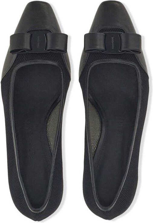 Ferragamo Vara pumps met strik Zwart