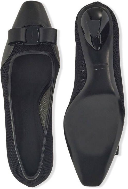 Ferragamo Vara pumps met strik Zwart