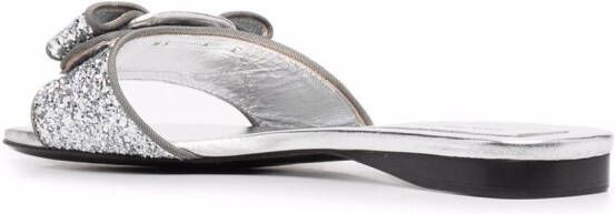 Ferragamo Vara sandalen met strik Zilver