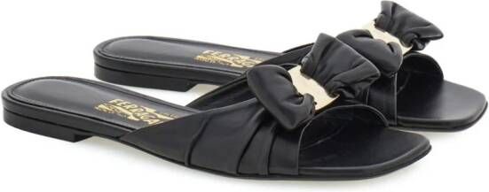 Ferragamo Vara slippers met strikdetail Zwart