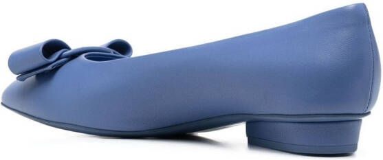 Ferragamo Viva pumps met puntige neus Blauw