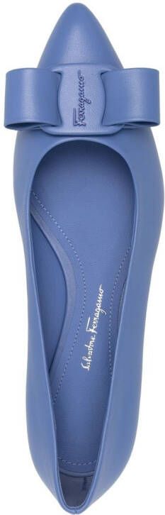 Ferragamo Viva pumps met puntige neus Blauw