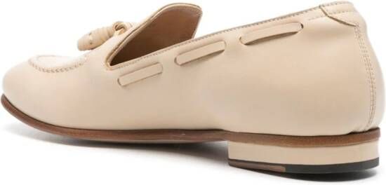 Francesco Russo Loafers met kwastjes Beige