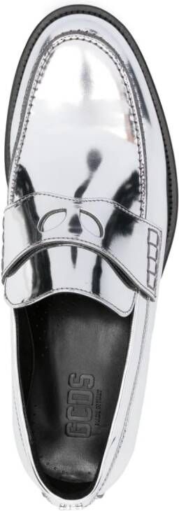 GCDS Wirdo loafers met reflecterend-effect Zilver