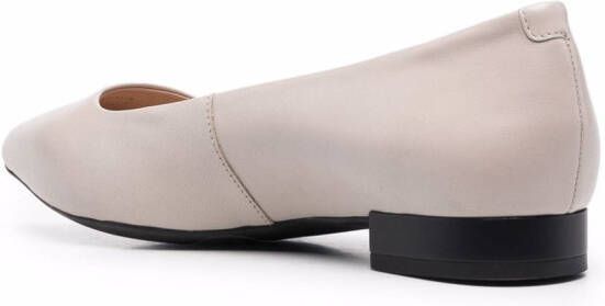 Geox Charyssa ballerina's met puntige neus Beige