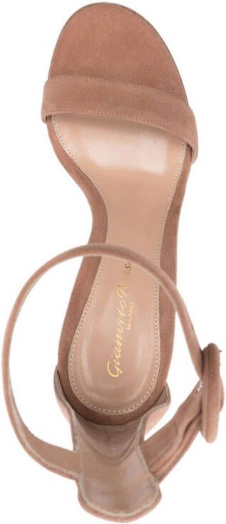 Gianvito Rossi Suède sandalen Beige