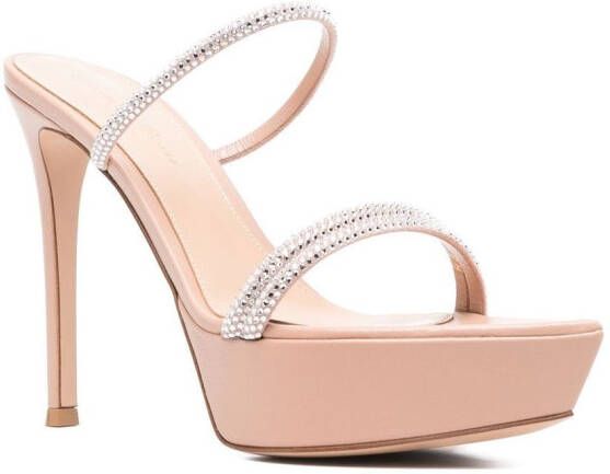 Gianvito Rossi Sandalen met plateauzool Beige