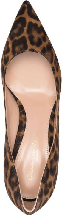 Gianvito Rossi Pumps met luipaardprint Bruin