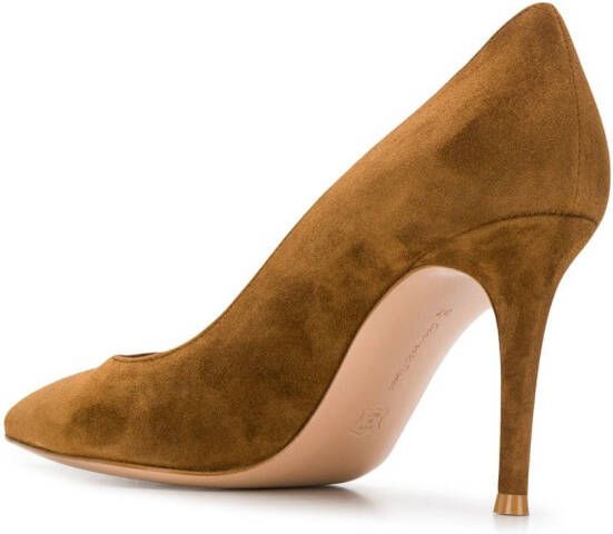 Gianvito Rossi Pumps met puntige neus Bruin