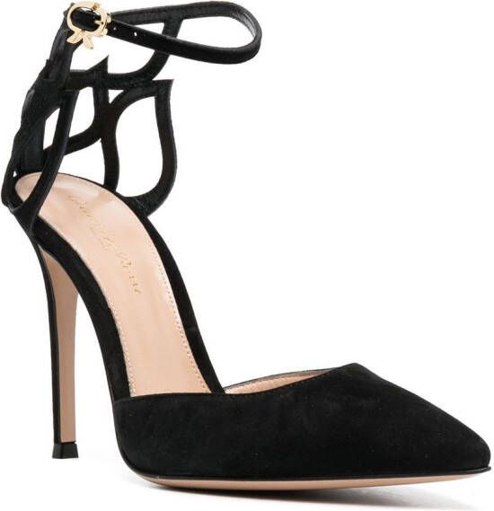 Gianvito Rossi Pumps met puntige neus Zwart