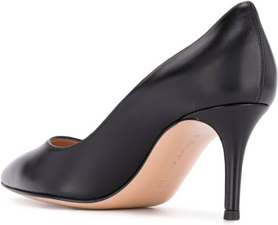 Gianvito Rossi Pumps met puntige neus Zwart