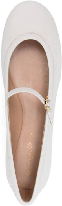 Gianvito Rossi round-toe leather ballerina shoes Wit