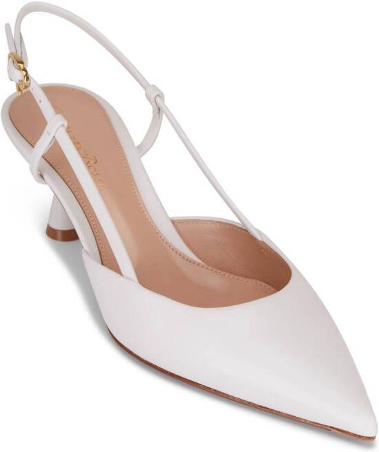 Gianvito Rossi Slingback pumps met kittenhak Wit